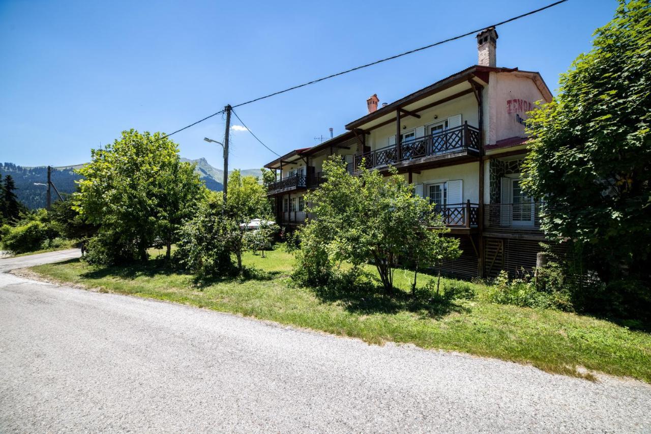 Hotel Ξενοδοχειο Παπαναγιωτου à Neraïdochóri Extérieur photo