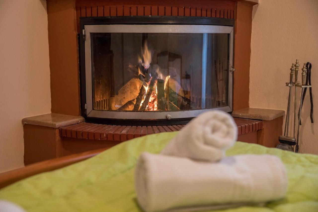 Hotel Ξενοδοχειο Παπαναγιωτου à Neraïdochóri Extérieur photo