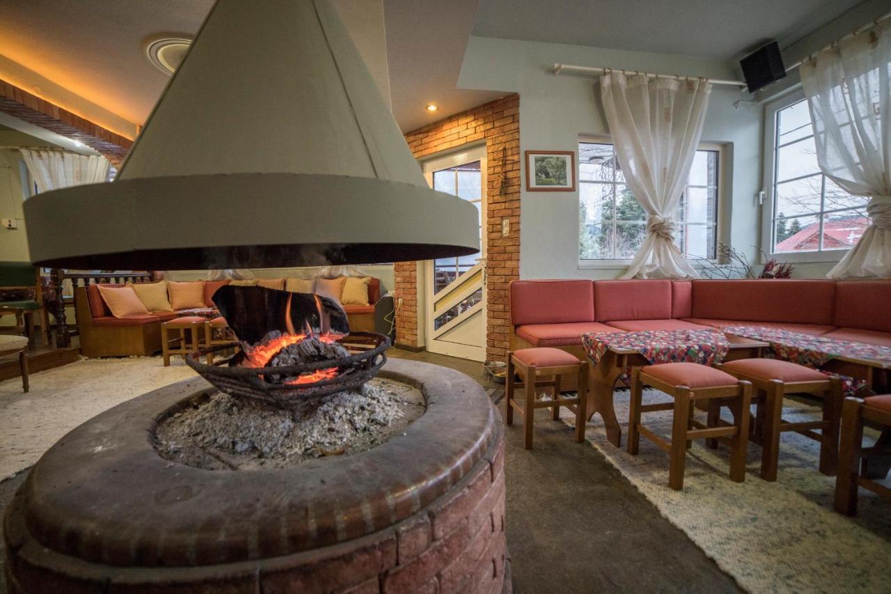 Hotel Ξενοδοχειο Παπαναγιωτου à Neraïdochóri Extérieur photo