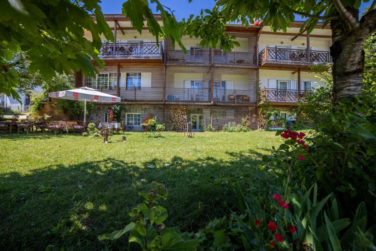 Hotel Ξενοδοχειο Παπαναγιωτου à Neraïdochóri Extérieur photo